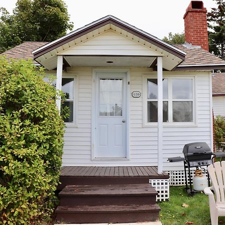 Shining Waters - Ingleside Cottages Cavendish Exterior photo